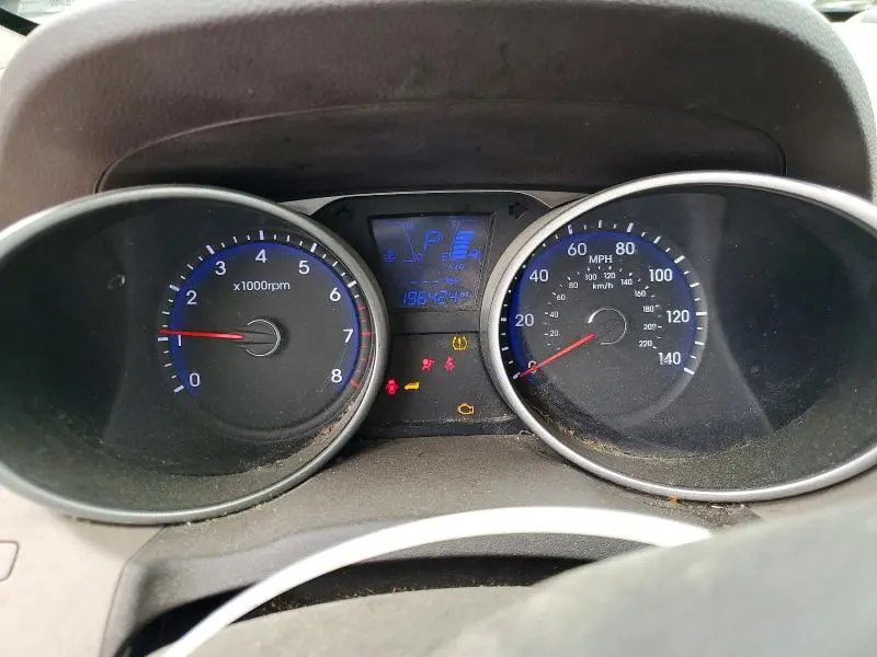 2014 HYUNDAI TUCSON SE  