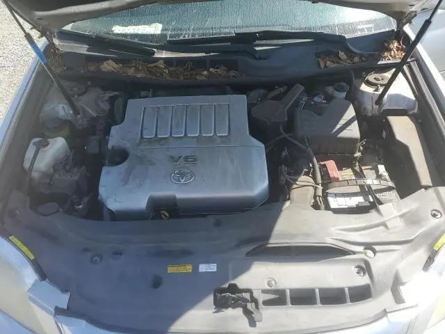2010 TOYOTA AVALON XL  