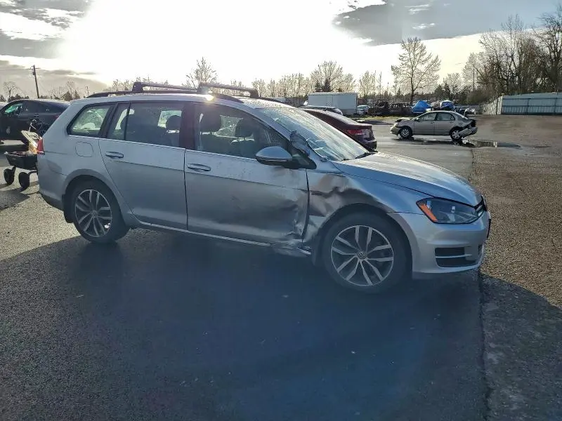 2016 VOLKSWAGEN GOLF SPORTWAGEN S  