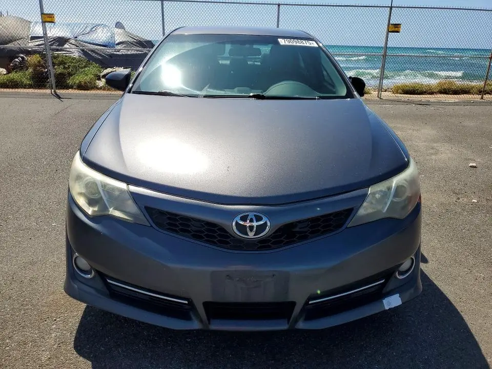 2014 TOYOTA CAMRY L  