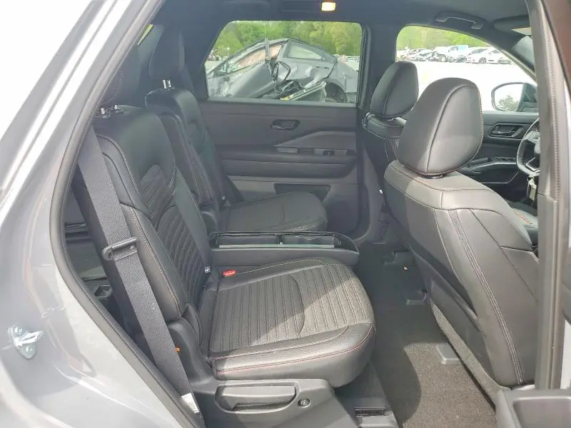 2024 NISSAN PATHFINDER ROCK CREEK  