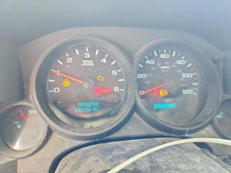 2011 CHEVROLET SILVERADO C1500 LS  