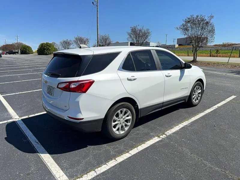 2021 CHEVROLET EQUINOX LT  