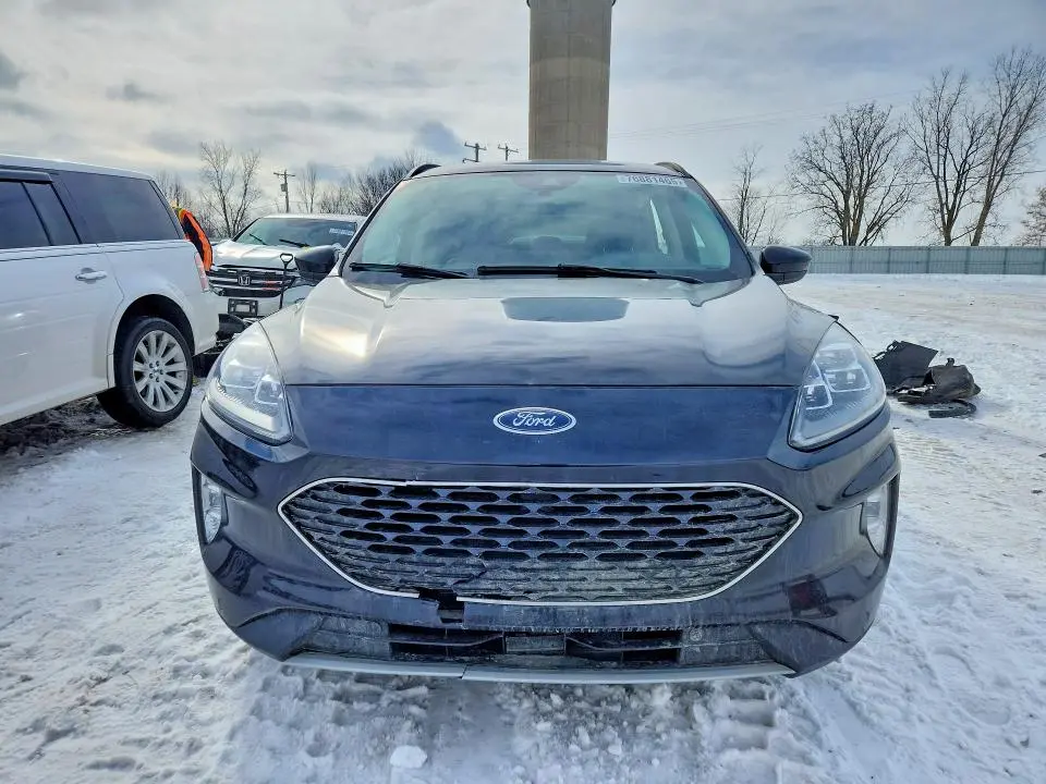 2021 FORD ESCAPE TITANIUM  