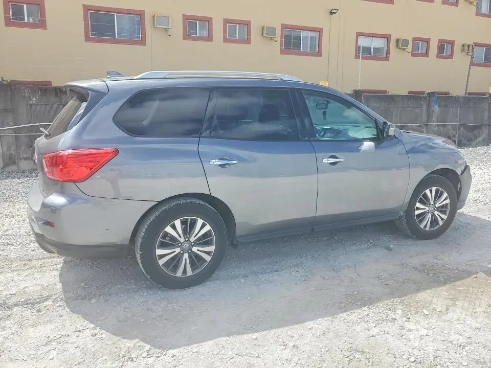 2019 NISSAN PATHFINDER SV  