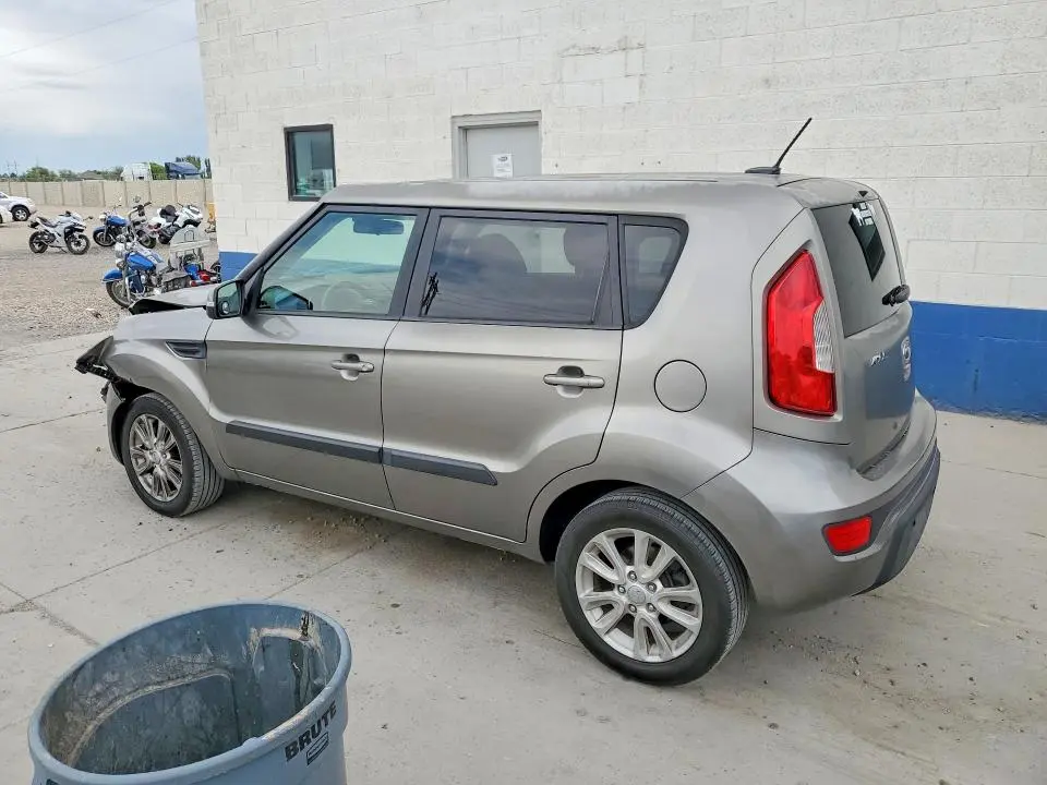 2012 KIA SOUL +  