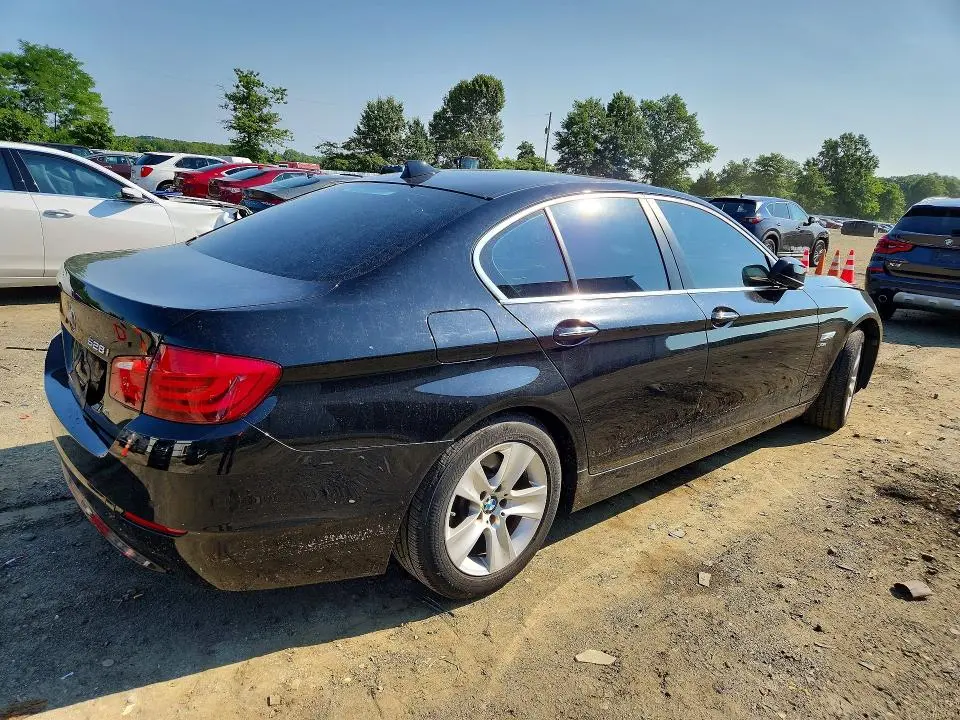 2012 BMW 528 XI  