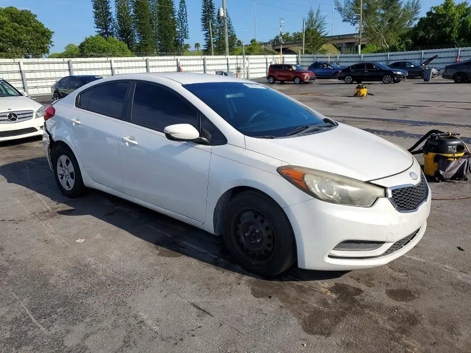 2014 KIA FORTE LX  