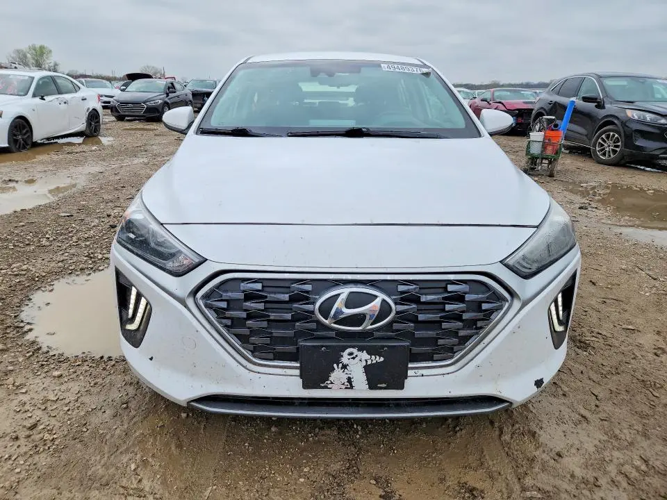 2020 HYUNDAI IONIQ SE  