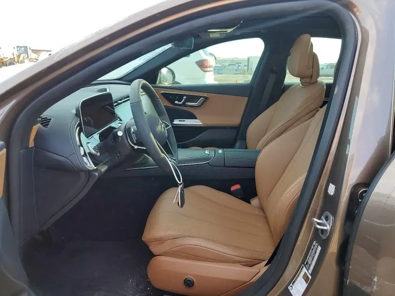 2025 MERCEDES-BENZ E 350  