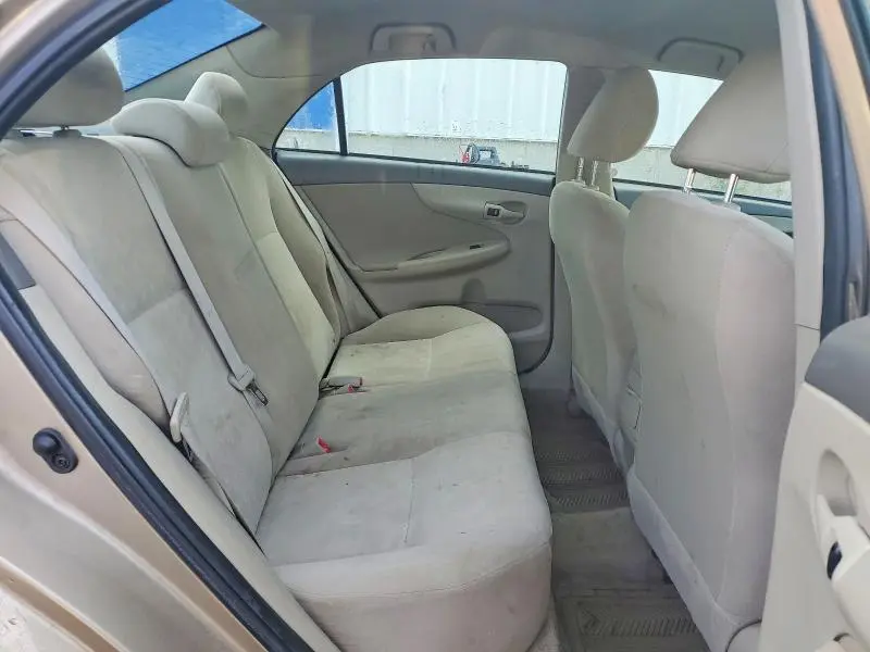 2010 TOYOTA COROLLA BASE  