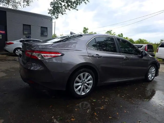 2019 TOYOTA CAMRY LE  