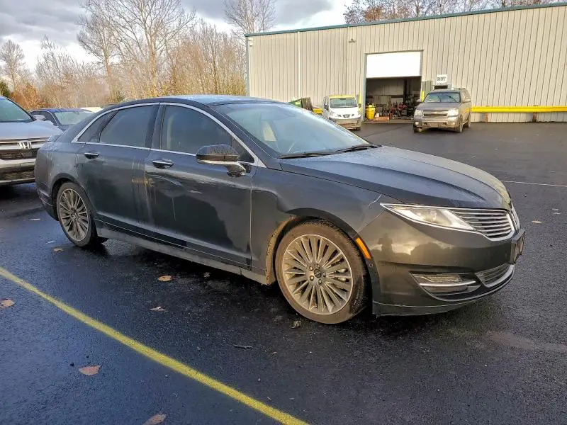 2013 LINCOLN MKZ   