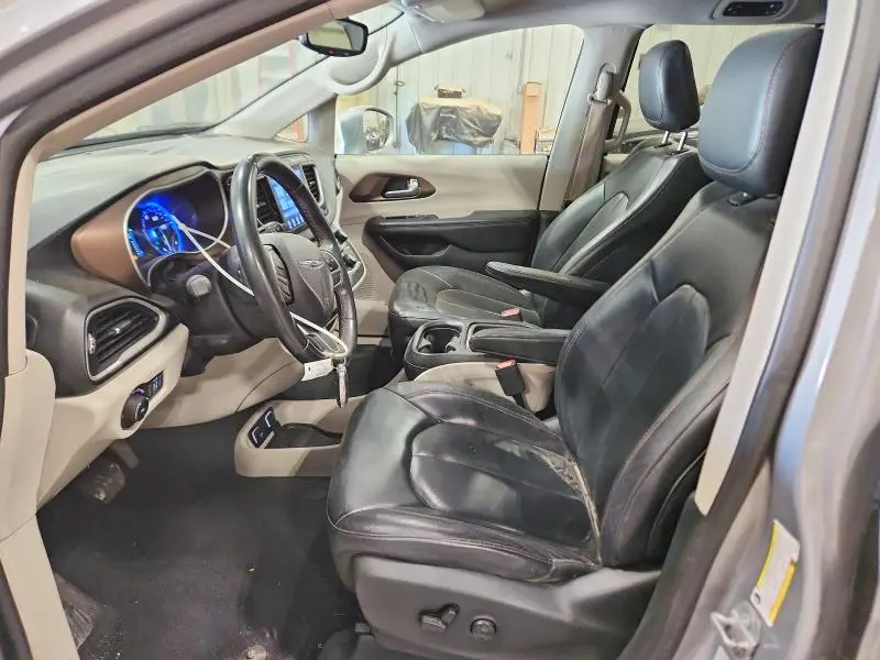 2017 CHRYSLER PACIFICA TOURING L  