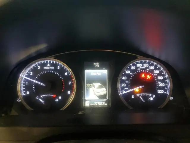 2015 TOYOTA CAMRY LE  