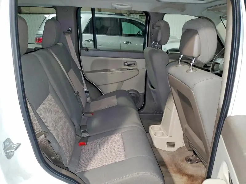 2010 JEEP LIBERTY SPORT  