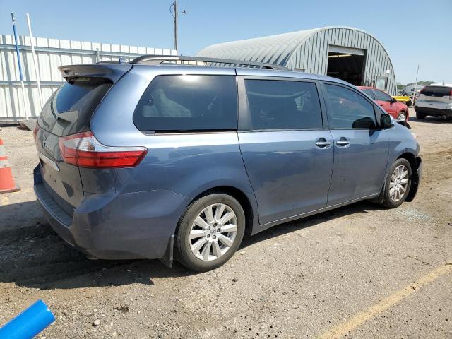 2017 TOYOTA SIENNA XLE