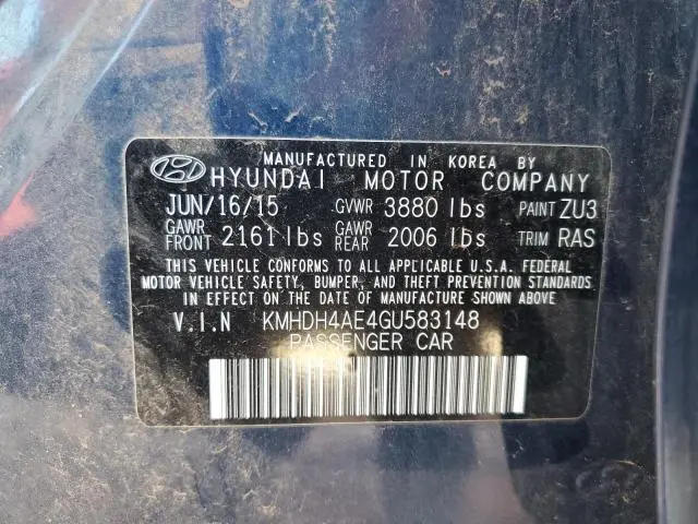 2016 HYUNDAI ELANTRA SE  