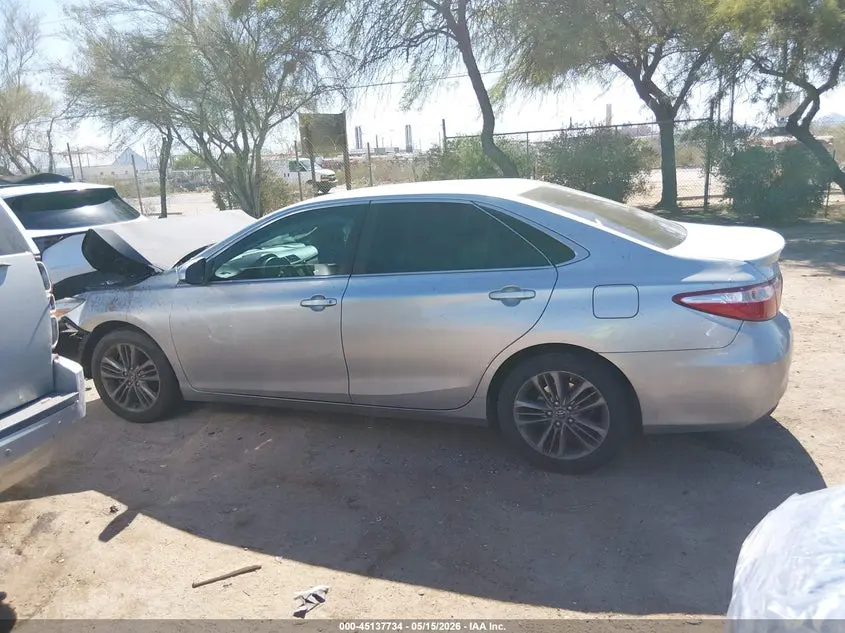 2017 TOYOTA CAMRY SE