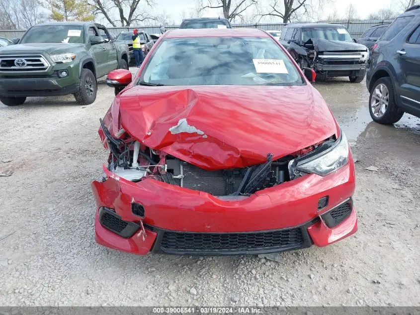2017 TOYOTA COROLLA IM  