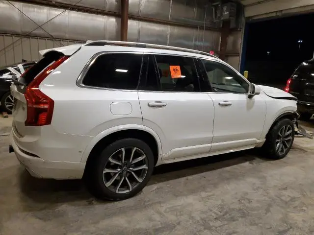 2017 VOLVO XC90 T6  