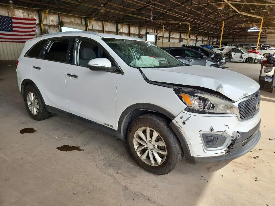 2018 KIA SORENTO LX V6  