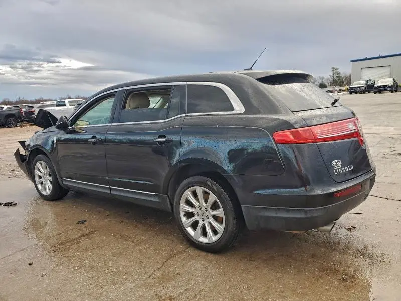 2015 LINCOLN MKT   