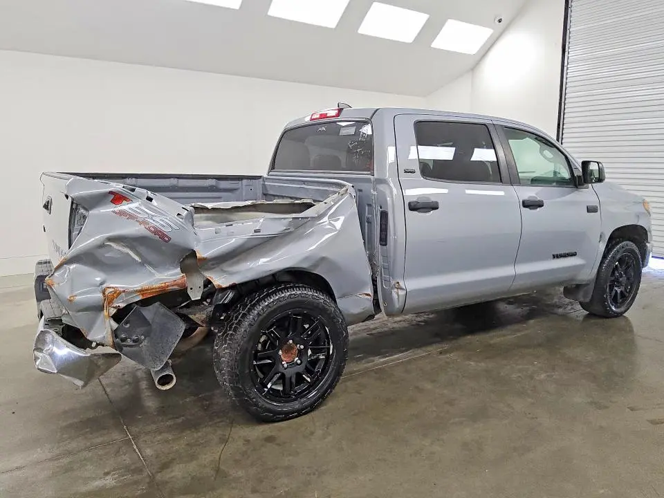 2020 TOYOTA TUNDRA SR5  