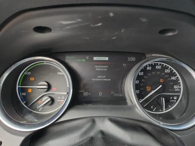 2020 TOYOTA CAMRY XLE  