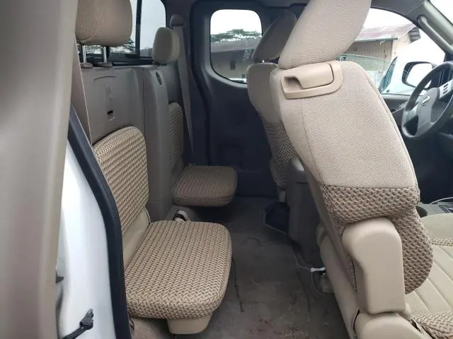 2010 NISSAN FRONTIER KING CAB SE  