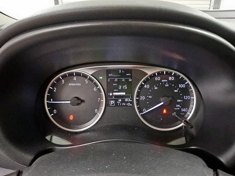 2021 NISSAN KICKS S  