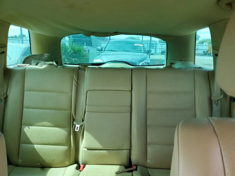 2010 VOLKSWAGEN TOUAREG V6  