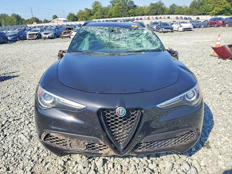 2021 ALFA ROMEO STELVIO TI  