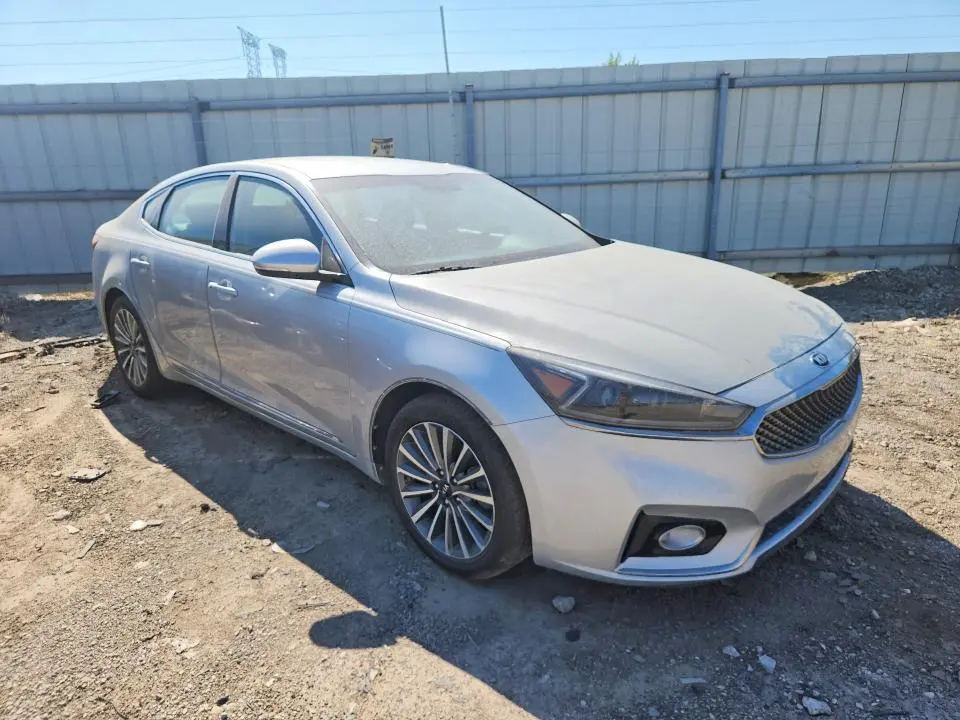 2017 KIA CADENZA PREMIUM  