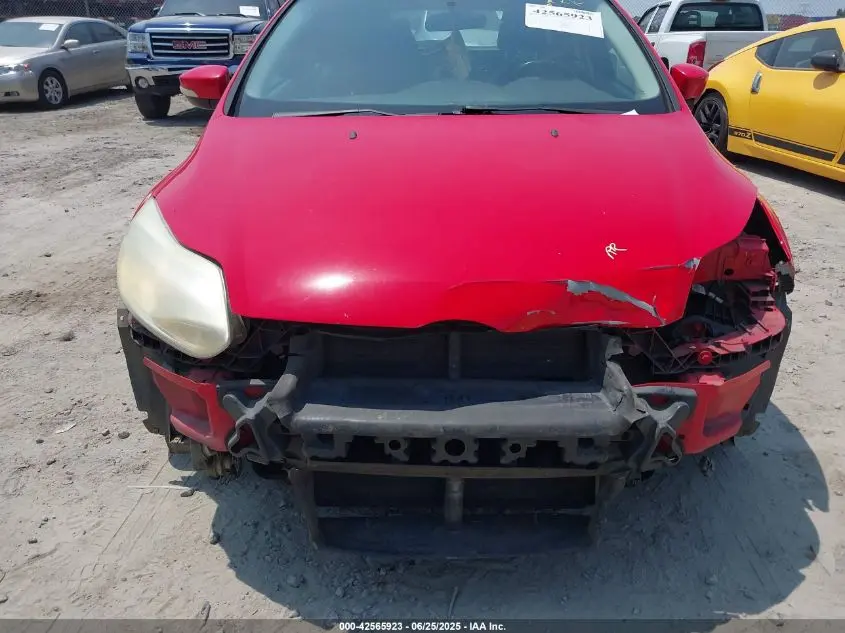 2014 FORD FOCUS SE