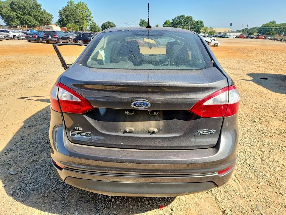 2018 FORD FIESTA SE  