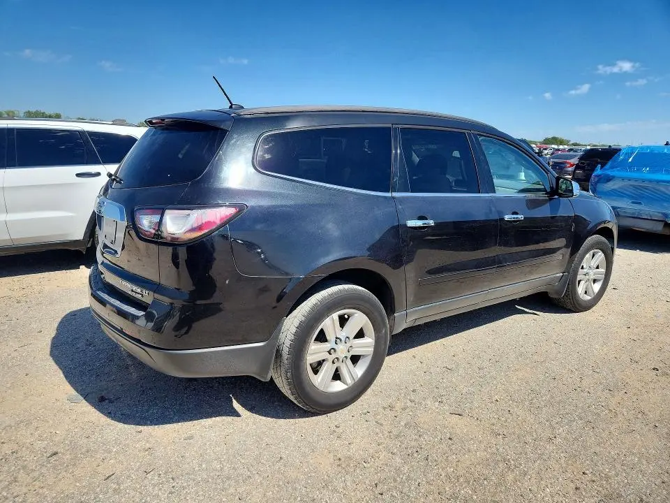 2014 CHEVROLET TRAVERSE LT  