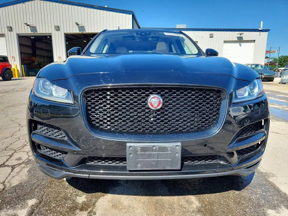 2017 JAGUAR F-PACE PREMIUM  