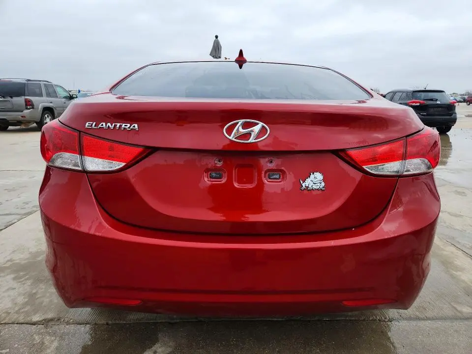 2012 HYUNDAI ELANTRA GLS  