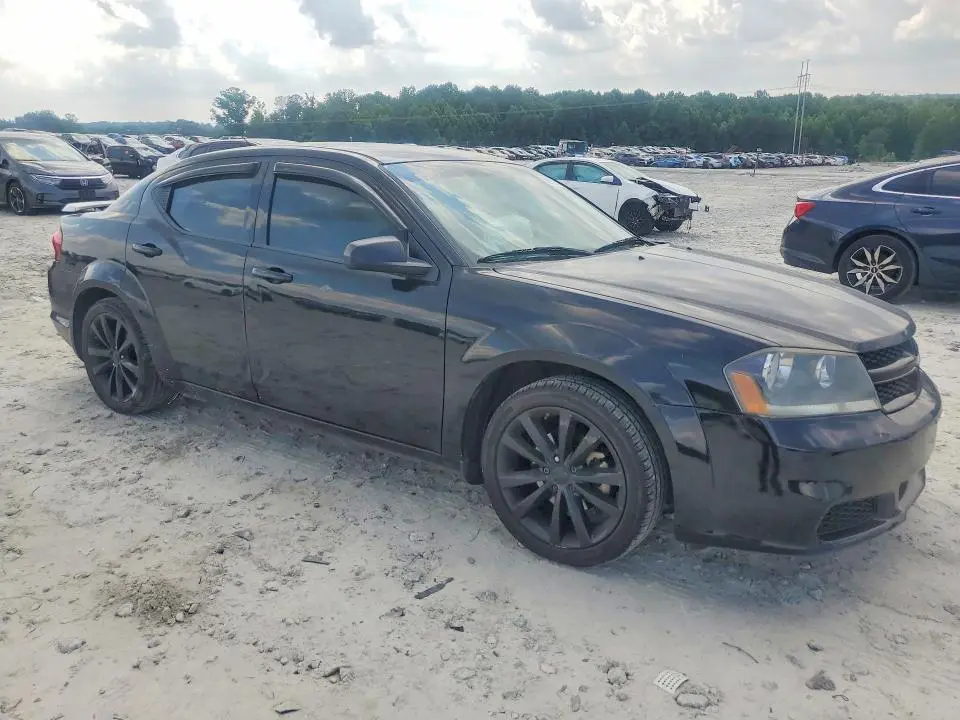 2014 DODGE AVENGER SE  
