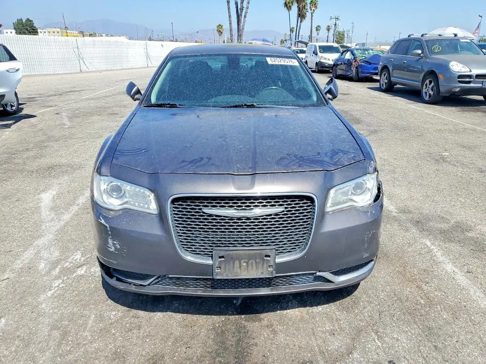 2015 CHRYSLER 300 LIMITED  