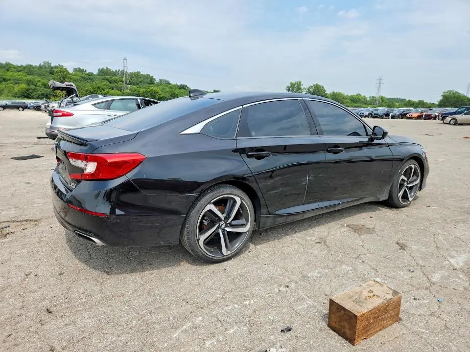 2021 HONDA ACCORD SPORT  