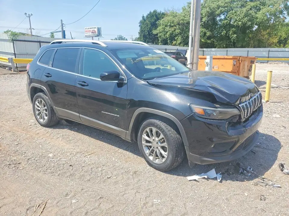 2019 JEEP CHEROKEE LATITUDE PLUS  