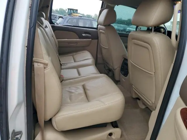 2011 CHEVROLET AVALANCHE LTZ  