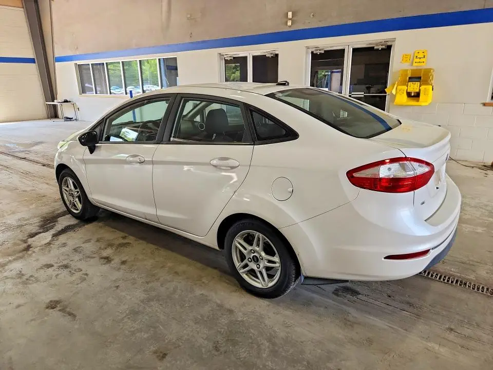 2019 FORD FIESTA SE  