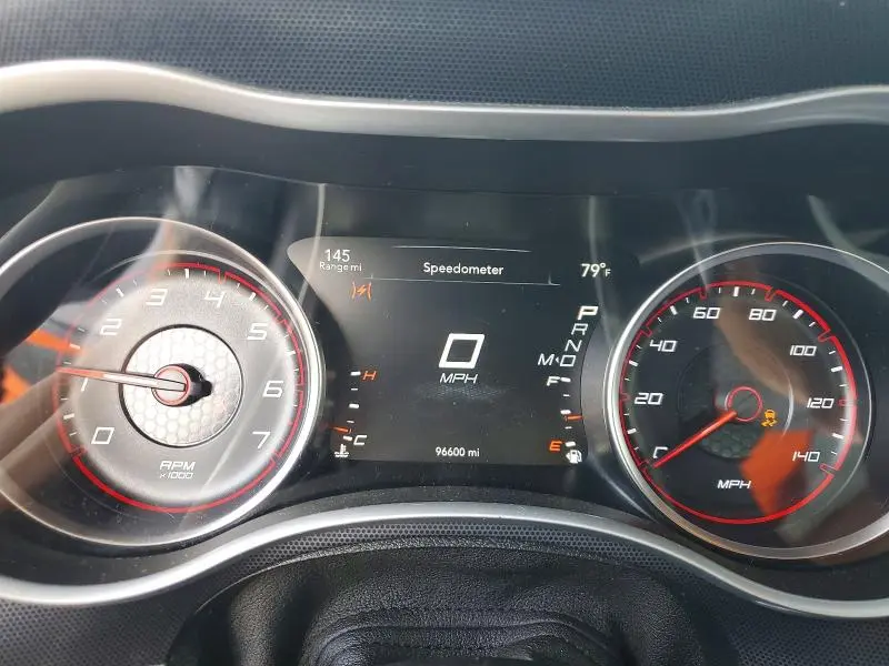 2017 DODGE CHARGER SXT  