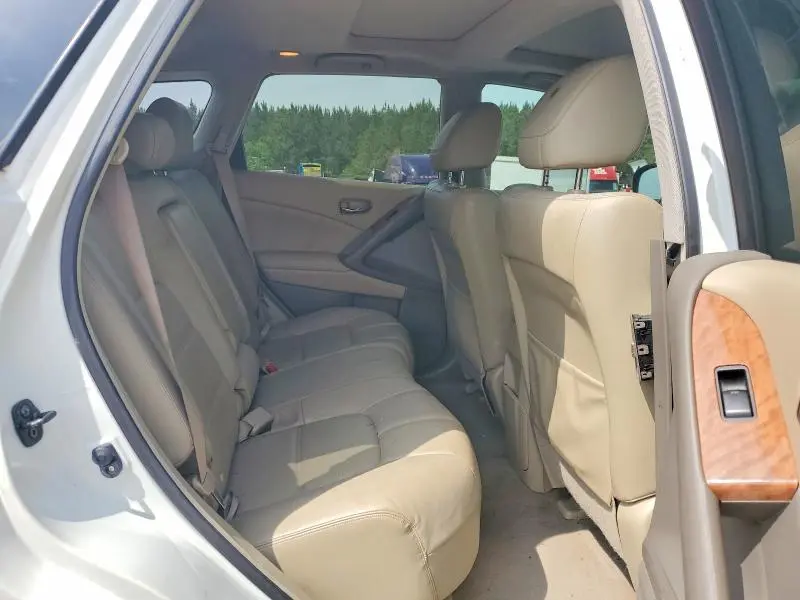 2014 NISSAN MURANO S  