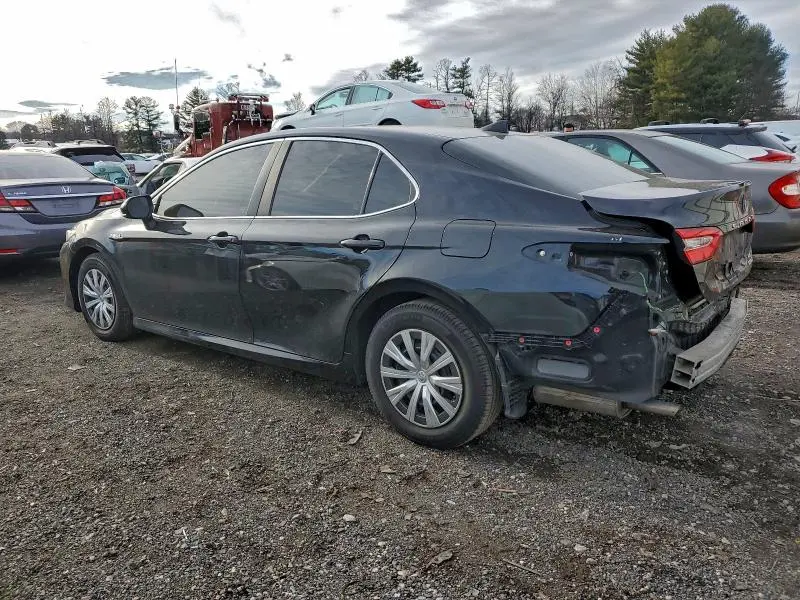 2020 TOYOTA CAMRY LE  