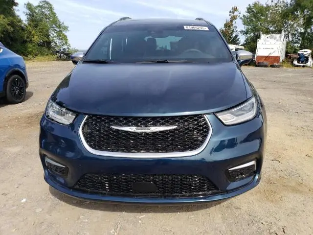 2022 CHRYSLER PACIFICA P