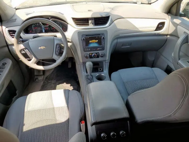 2014 CHEVROLET TRAVERSE LS  